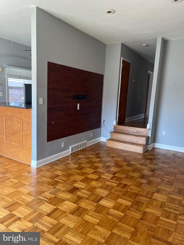 8624 AGUSTA ST, Philadelphia, PA 19152