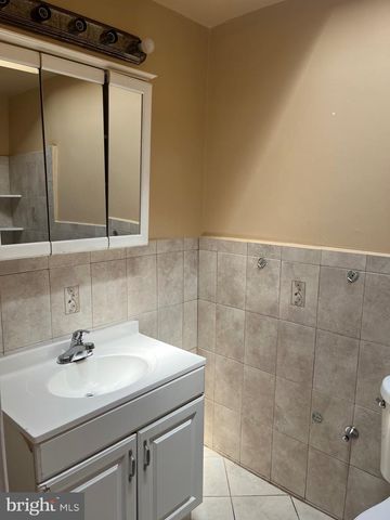8624 AGUSTA ST, Philadelphia, PA 19152