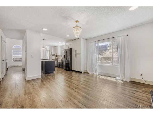 5849 S Jebel Way, Aurora, CO 80015