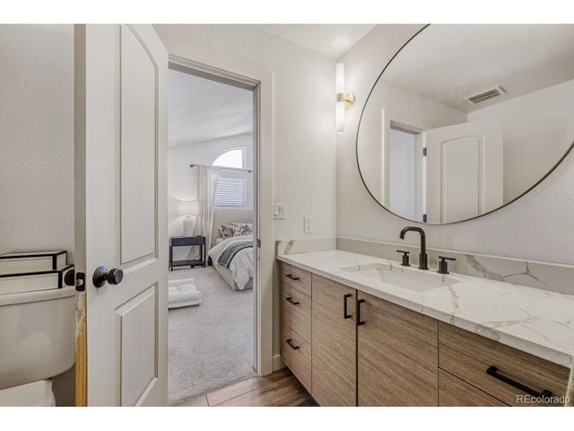 5849 S Jebel Way, Aurora, CO 80015