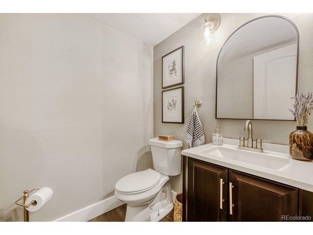 5849 S Jebel Way, Aurora, CO 80015