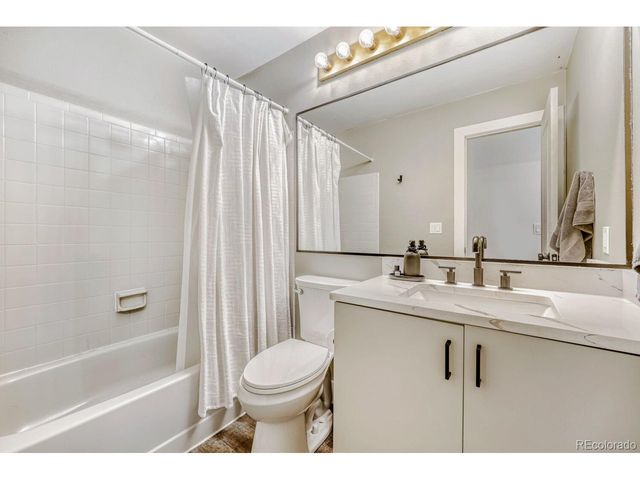 5849 S Jebel Way, Aurora, CO 80015
