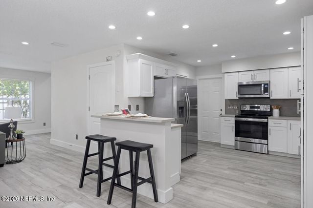 1625 ASHMORE GREEN Drive, Jacksonville, FL 32246