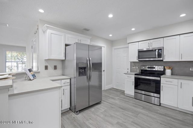 1625 ASHMORE GREEN Drive, Jacksonville, FL 32246