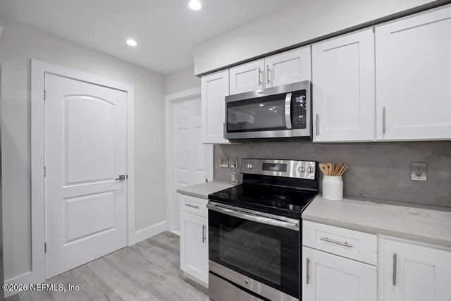 1625 ASHMORE GREEN Drive, Jacksonville, FL 32246
