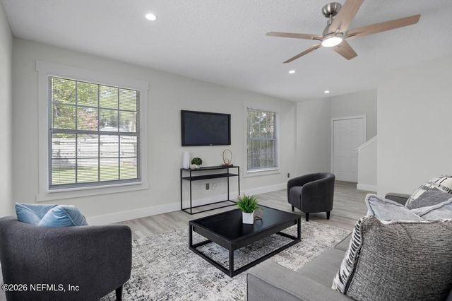 1625 ASHMORE GREEN Drive, Jacksonville, FL 32246