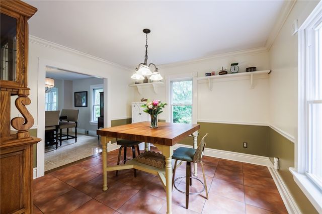 870 Maple Dr, Webster, NY 14580