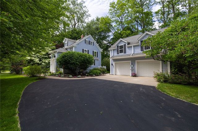 870 Maple Dr, Webster, NY 14580