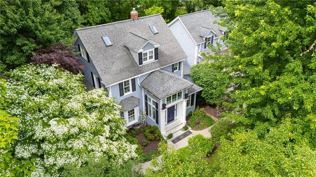 870 Maple Dr, Webster, NY 14580
