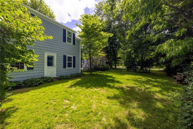 870 Maple Dr, Webster, NY 14580