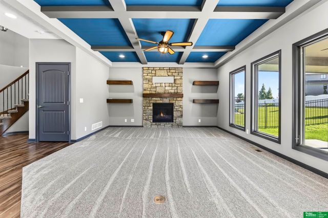 10009 S 106 Street, Papillion, NE 68046