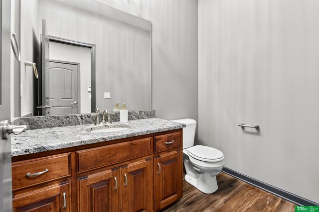 10009 S 106 Street, Papillion, NE 68046