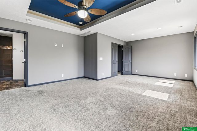 10009 S 106 Street, Papillion, NE 68046