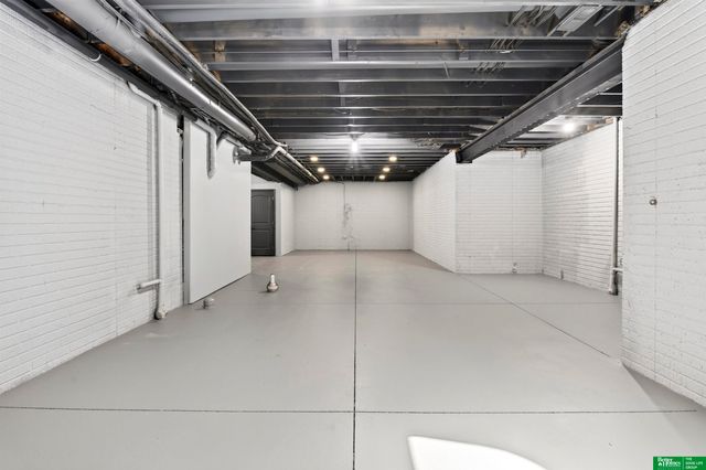 10009 S 106 Street, Papillion, NE 68046