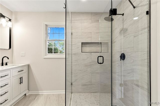 1148 Independence, Tuscaloosa, AL 35406