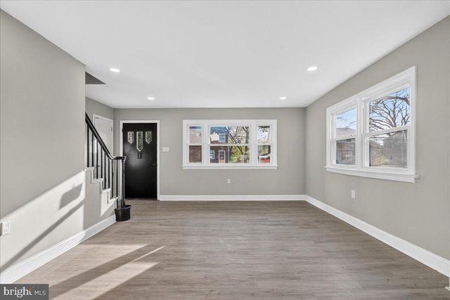 538 PERSHING AVE, Darby, PA 19023