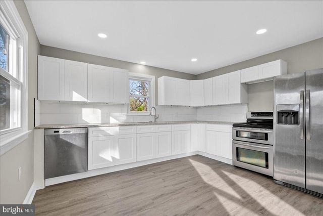 538 PERSHING AVE, Darby, PA 19023