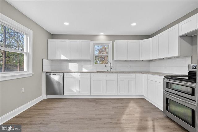 538 PERSHING AVE, Darby, PA 19023