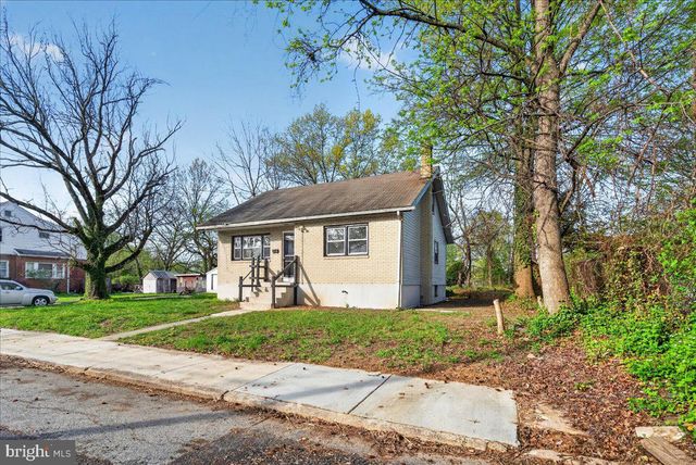 538 PERSHING AVE, Darby, PA 19023