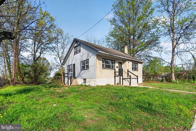 538 PERSHING AVE, Darby, PA 19023