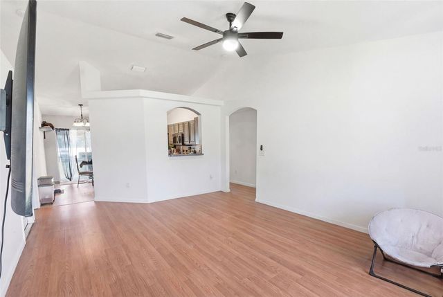 195 FREDERICK STREET N, Pierson, FL 32180