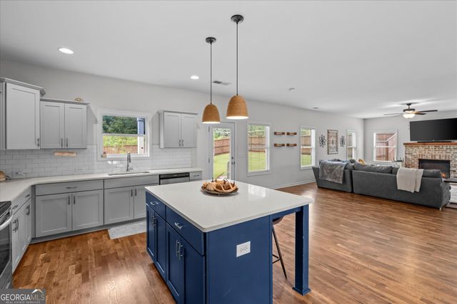 145 Springwood Drive, Carrollton, GA 30117