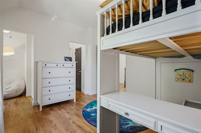 1833 Southpark Drive, Arlington, TX 76013