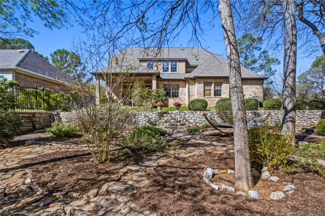 1833 Southpark Drive, Arlington, TX 76013