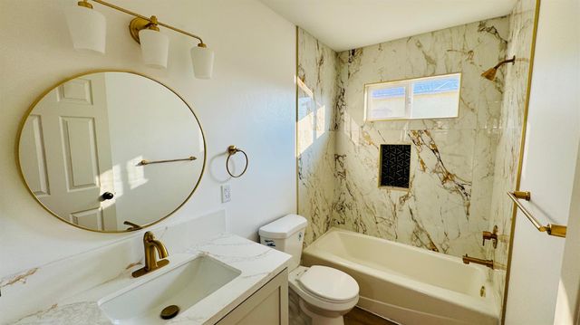 801 S Oleander Avenue, Bakersfield, CA 93304