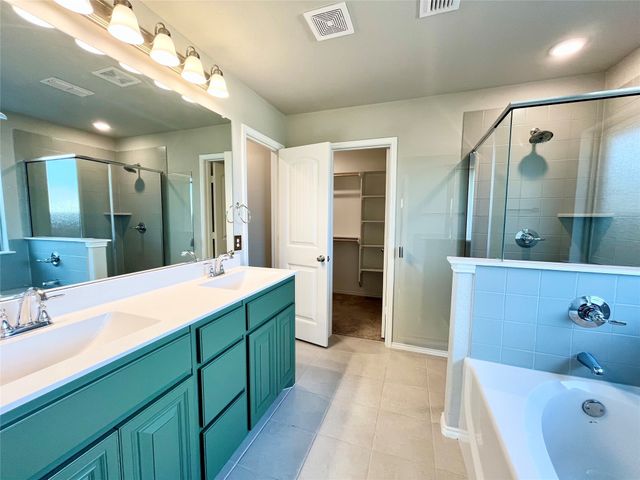 928 Madeline Lane, Cleburne, TX 76033