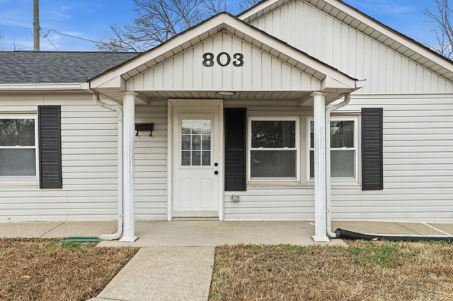 803 Old Woodmont Blvd, Clarksville, TN 37040