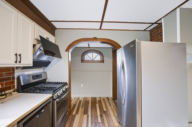 22 Ruggles St, Quincy, MA 02169