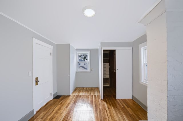 22 Ruggles St, Quincy, MA 02169