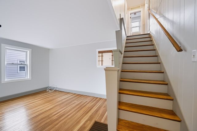 22 Ruggles St, Quincy, MA 02169