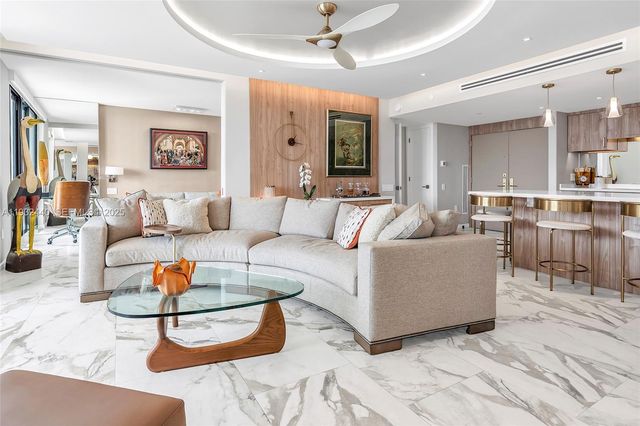 9 Island Ave 2104, Miami Beach, FL 33139