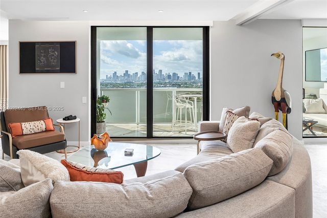 9 Island Ave 2104, Miami Beach, FL 33139