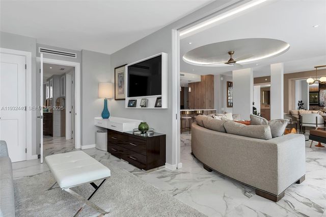 9 Island Ave 2104, Miami Beach, FL 33139