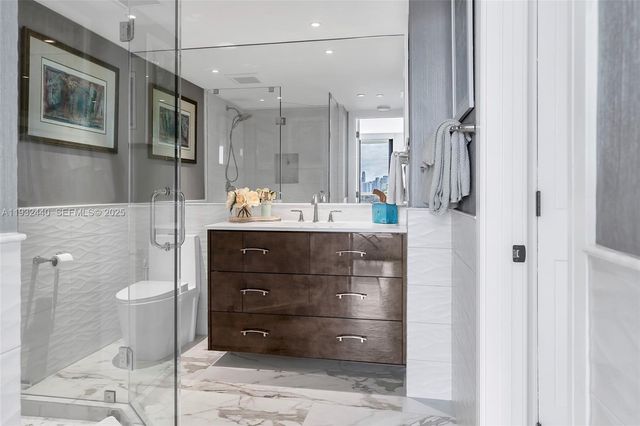 9 Island Ave 2104, Miami Beach, FL 33139