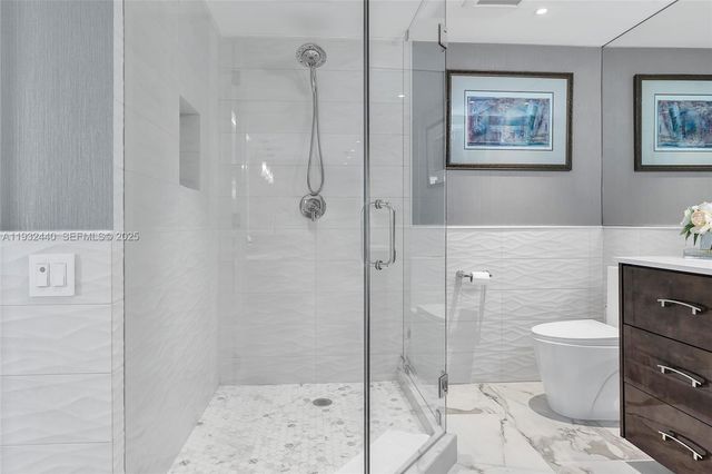 9 Island Ave 2104, Miami Beach, FL 33139