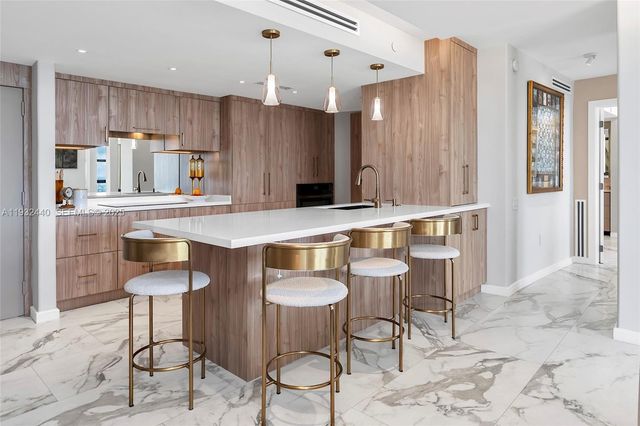 9 Island Ave 2104, Miami Beach, FL 33139