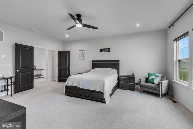 10115 PREMIER ST, Fredericksburg, VA 22408