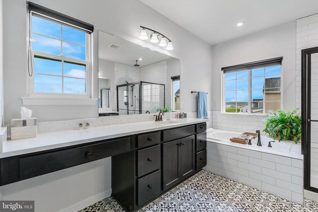 10115 PREMIER ST, Fredericksburg, VA 22408