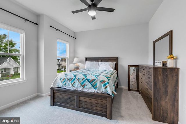 10115 PREMIER ST, Fredericksburg, VA 22408