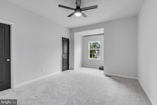 10115 PREMIER ST, Fredericksburg, VA 22408