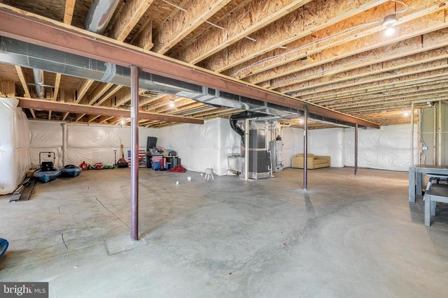 10115 PREMIER ST, Fredericksburg, VA 22408