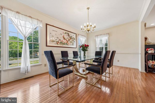 2 CHAMBERLIN CT, Cranbury, NJ 08512