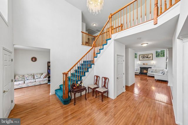 2 CHAMBERLIN CT, Cranbury, NJ 08512