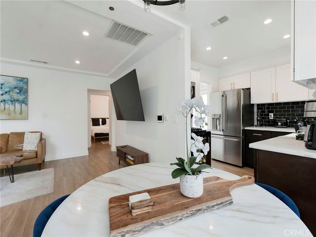 1021 E 65th Street, Inglewood, CA 90302