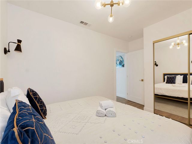 1021 E 65th Street, Inglewood, CA 90302