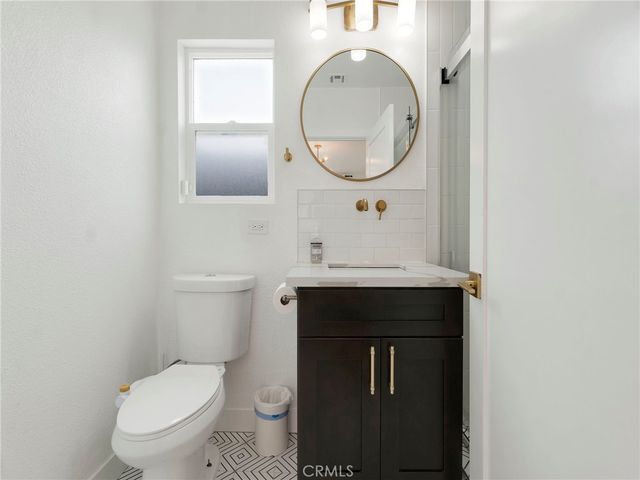 1021 E 65th Street, Inglewood, CA 90302